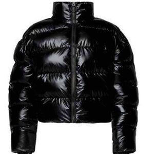 Fabletics cropped Puffer Jacket